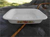 One Lg Corning Ware baking dish