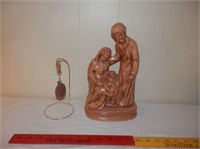 Deco Ceramic Nativity w/cross keychain