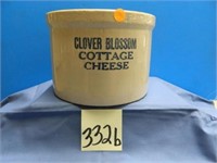 Clover Blossom Cottage Cheese Crock (Has
