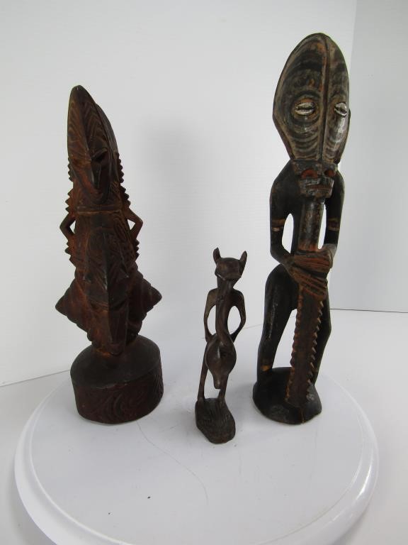 PAIR OF PAPUA NEW GUINEA & OTHER CARVINGS