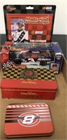 TRAY: NASCAR COLLECTIBLES