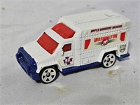 Matchbox Washington Apple Country Rescue Ambulance