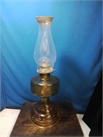Amber glass full size 18 inch oil lamp with