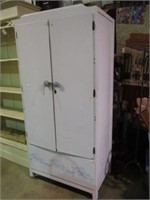 PAINTED CUPBOARD - 33x20x70"