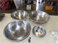 4 Stainless Mixing Bowls