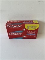 2 Colgate optic white toothpaste 3oz