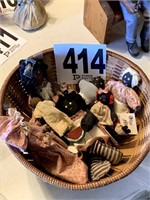 Basket Of Dolls (DSDen)