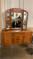 9 drawer solid wood dresser with mirror