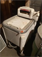 1950s Maytag washer E2L