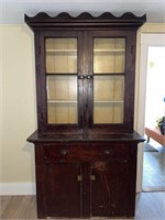 ANTIQUE NOVA SCOTIA PINE CABINET