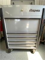 Snap-on 5 drawer rolling tool chest