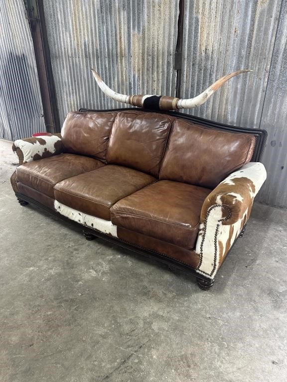 One of a kind Henredon Couch