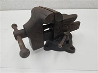 HDWE & FDRY Littlestown Co Vise