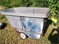 Rubbermaid Trash Cart