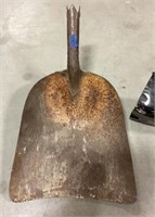 Grain shovel-no handle
