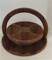 Wooden collapsible nut bowl slinky style