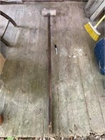 LONG WOOD HAMMER APPROX 6 FT