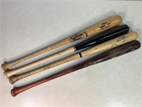 4 Baseball Bats, 1 Is Cracked See Photos