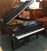 STEINWAY MODEL M BABY GRAND PIANO. SERIAL NUMBER