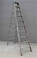 Michigan Ladder Co. Wood Step Ladder - 10 Feet