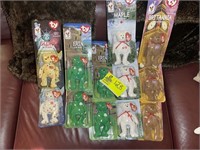 GROUP OF TY BEANIE BABIES IN PACKAGING, GLORY AARO