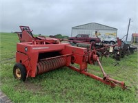 MASSEY-FERGUSON #12 HAY BALER WITH KICKER