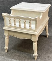 White Painted Lift Top End Table