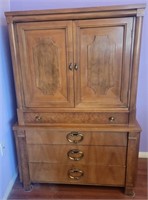 T - ARMOIRE 59X40"