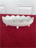 Fenton oval hobnail piece