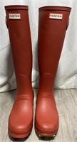 Hunter Ladies Tall Boots Size 8 (light Use)