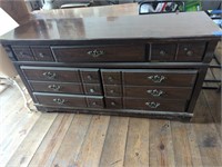 Older style chest of drawers