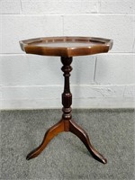 The Bombay Co. Solid Wood Piecrust Stand