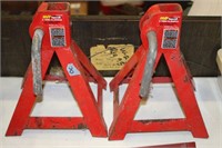 PAIR OF MVP 3 TON SUPER LIFT JACKS