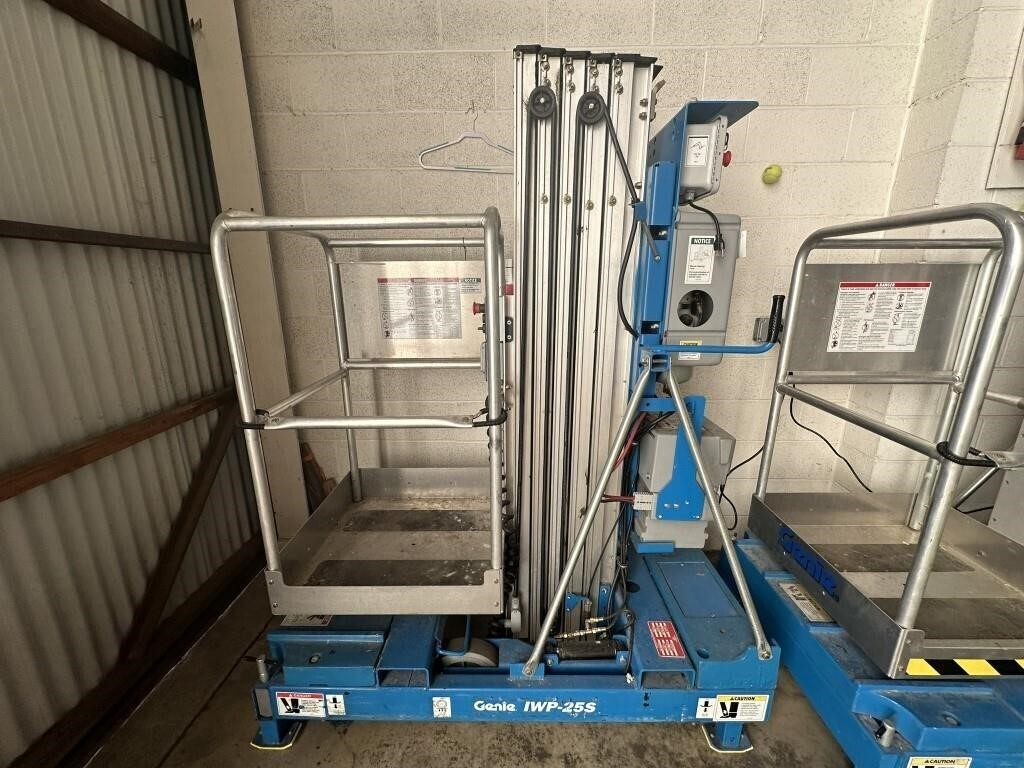 Genie IWP 25s Man Lift Scissor Lift #5989