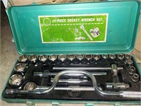 Socket wrench set  BASEMENT