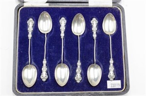 George V cased set six sterling silver teaspoons