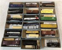 18 Athearn HO Train Cars