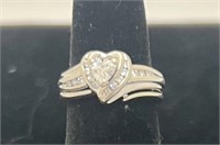 14KT Gold Heart Shaped Diamond Ring