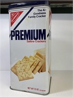 Old Nabisco Premium Saltine Crackers Tin
