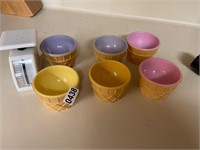 Ice cream cups and scale