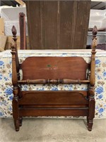 Vintage Frederick and Nelslon Mahogony twin bed