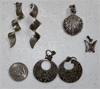 VINTAGE QUALITY LOT OF STERLING JEWELRY, SIGNED