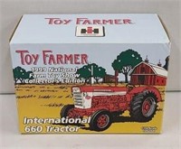 International 660 Toy Farmer 1999 NIB