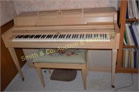 Wurlitzer Piano w/ PIano Bench