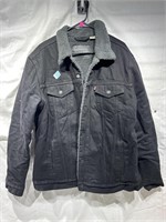 Levis sherpa lined jacket. Size XXL.