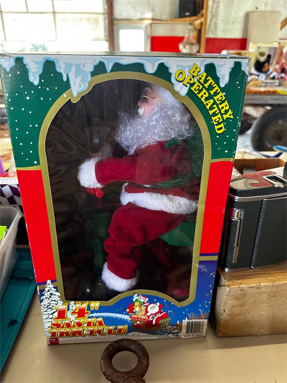 14” Santa Tricycle