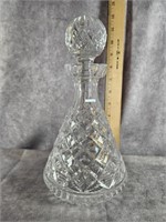 WATERFORD CRYSTAL GLASS DECANTER WITH LID 10"