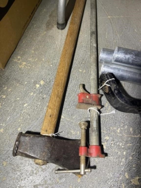 SPLITTING MAUL AND BAR CLAMP | Live and Online Auctions on HiBid.com