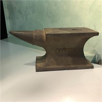 SMALL HARPERS JEWELLERS ANVIL 21.5CM