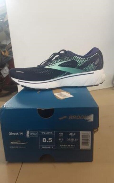 BROOKS RUNNING SHOES men and Womens